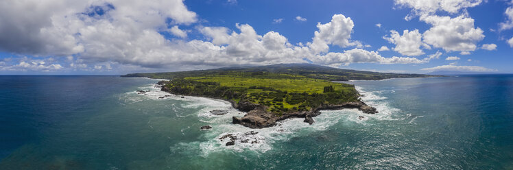 Aerial view over Pacific Ocean and West Maui Mountains, Punalau, Maui, Hawaii, USA - FOF10739