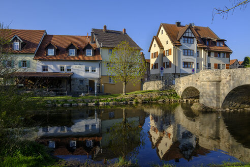 Bogenbrücke über die Streu, Ostheim an der Rhön, Franken, Bayern, Deutschland - LBF02566