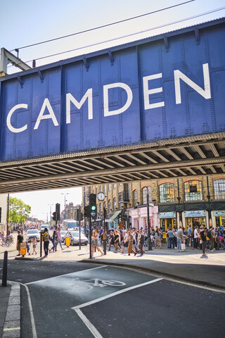 UK, London, Camden Town, Überführung, lizenzfreies Stockfoto