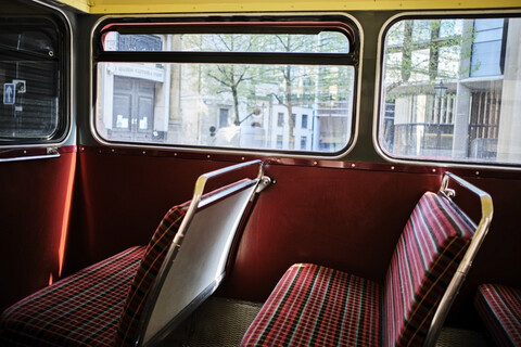 Großbritannien, London, Innenraum eines Busses, lizenzfreies Stockfoto