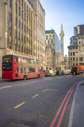 UK, London, City of London, Liverpool Street, financial district with Monument to the Great Fire of London - TAMF01449