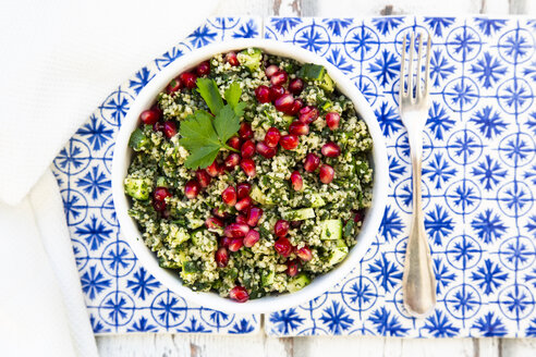 Bulgur-Kräuter-Tabbouleh mit Granatapfelkernen - LVF08052