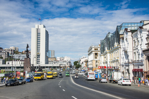 Svetlanskaya Street, Wladiwostok, Russland, lizenzfreies Stockfoto