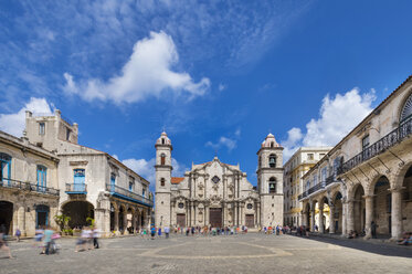 Blick auf die Kathedrale von Havanna, Havanna, Kuba - HSIF00634