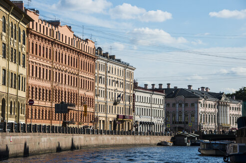 Wasserkanal im Zentrum von St. Petersburg, Russland - RUNF02130