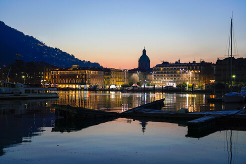 Como bei Sonnenaufgang im Winter, Lombardei, Italien - LOMF00864