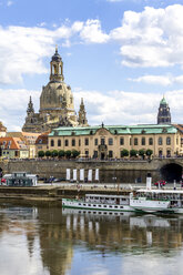 View to Church of Our Lady with Sekundogenitur in the foreground, Dresden, Germany - PUF01515