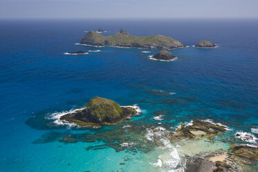 Blick vom Malabar Hill auf einem kleinen Eiland auf Lord Howe Island, New South Wales, Australien - RUNF02187