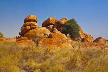 Granitblöcke im Devil's Marbles Conservation Reserve, Nordterritorium, Australien - RUNF02227