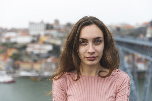 Porträt einer jungen Frau, Porto, Portugal - WPEF01567