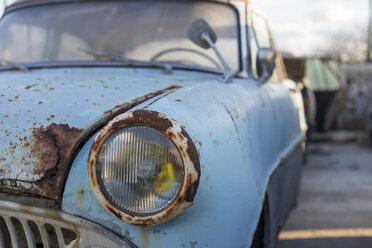 Rusty car in a scrapyard - JPTF00079