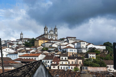 View of the colonial town of Ouro Preto, Minas Gerais, Brazil - RUNF02339