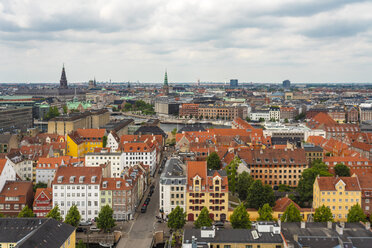 Blick auf das Stadtzentrum von oben von der Erlöserkirche, Kopenhagen, Dänemark - TAMF01530