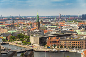 Blick auf das Stadtzentrum von oben von der Erlöserkirche, Kopenhagen, Dänemark - TAMF01537