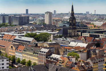 Blick auf das Stadtzentrum von oben von der Erlöserkirche, Kopenhagen, Dänemark - TAMF01545