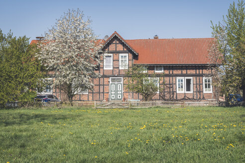 Fachwerkhaus, Wahrenberg, Sachsen-Anhalt, Deutschland - KEBF01233