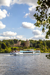 View to Babelsberg Castle with tourboat on Havel in the foreground, Potsdam, Germany - PUF01611