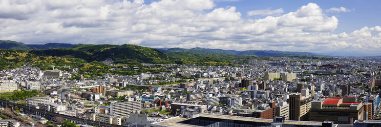 Japanisches Stadtbild aus der Luft - MINF11131
