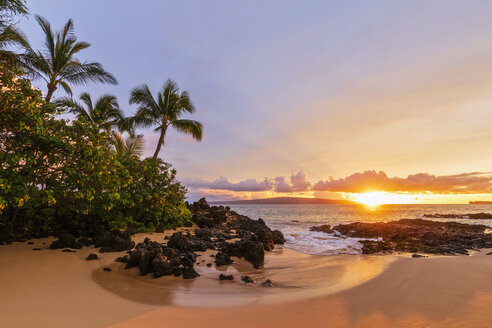 Secret Beach bei Sonnenuntergang, Maui, Hawaii, USA - FOF10865