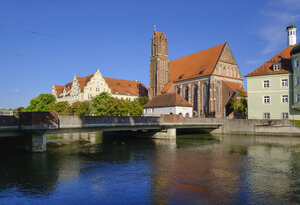 Kirche zum Heiligen Geist, Isar, Landshut, Bayern, Deutschland - SIEF08653