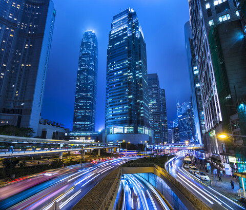 Hongkong Central IFC bei Nacht, Hongkong, China, lizenzfreies Stockfoto