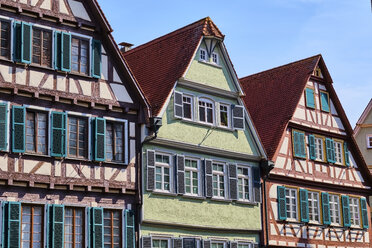 Timber-framed houses in the old town, Tuebingen, Baden-Wuerttemberg, Germany - MRF02005