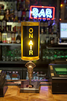 Radio Style Lamp in a Bar - MINF11484