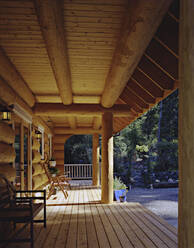 Log cabin porch - MINF11793