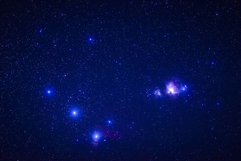 Galaxien am nächtlichen Sternenhimmel - MINF12341