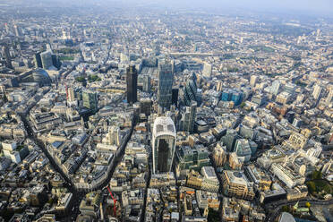 Luftaufnahme der Londoner Stadtlandschaft, England - MINF12356