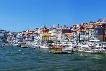 Stadtbild und Hafen von Porto, Porto, Portugal - MINF12597