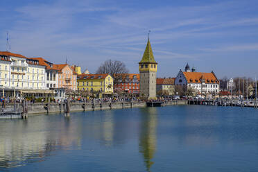 Hafen mit Mangturm, Bodensee, Lindau, Bayern, Deutschland - LBF02596