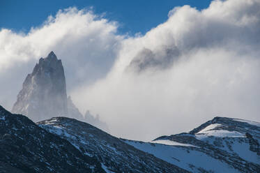 Berg Fitz Roy bei El Chalten, Argentinien, Südamerika - RUNF02740