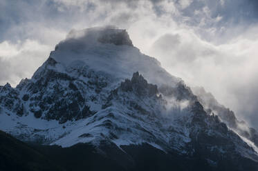 Berg Fitz Roy bei El Chalten, Argentinien, Südamerika - RUNF02743