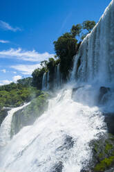 Iguazu-Wasserfälle, Argentinien, Südamerika - RUNF02769