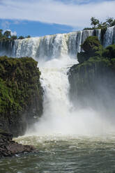 Iguazu-Wasserfälle, Argentinien, Südamerika - RUNF02771