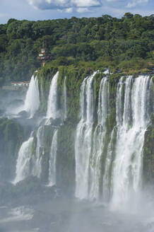 Iguazu-Wasserfälle, Argentinien, Südamerika - RUNF02775