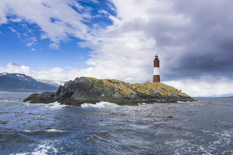 Leuchtturm auf einer Insel im Beagle-Kanal, Ushuaia, Tierra del Fuego, Argentinien, Südamerika, lizenzfreies Stockfoto