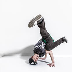 Kaukasischer Breakdancer - BLEF07300