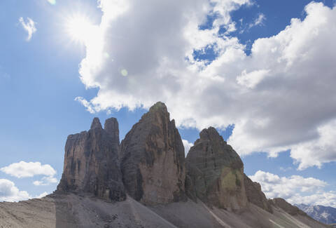 Drei Zinnen, Naturpark Drei Zinnen, Unesco-Weltnaturerbe, Sextner Dolomiten, Italien, lizenzfreies Stockfoto