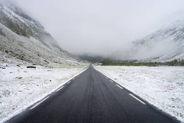 Empty road in Norway - RJF00820