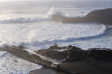 Schwarzer Lavastrand bei El Gofo, Lanzarote, Spanien - SIEF08716