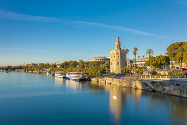 Long exposure of Torre del oro at Guadalquivir river, Seville, Spain - TAMF01550