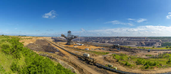 Instandhaltung eines Schaufelradbaggers, Tagebau Garzweiler, Nordrhein-Westfalen, Deutschland - FR00852