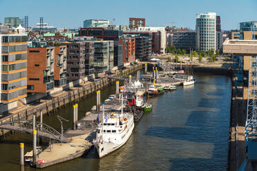 Hafencity von der Elbphilharmonie aus gesehen, Hamburg, Deutschland - TAMF01597