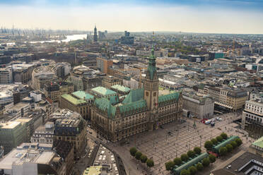 Cityscape with city hall and old town, Hamburg, Germany - TAMF01613