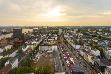 View of St. Pauli at dusk, Hamburg, Germany - TAMF01625