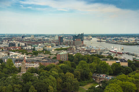 Stadtbild mit Elbphilharmonie, Hamburg, Deutschland, lizenzfreies Stockfoto