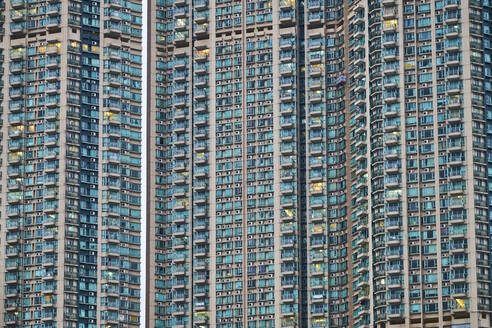 Teilansicht eines Wohnhochhauses, Kowloon, Hongkong, China - MRF02106
