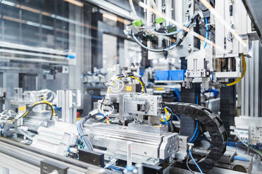Intricate machinery inside modern factory, Stuttgart, Germany - DIGF07168